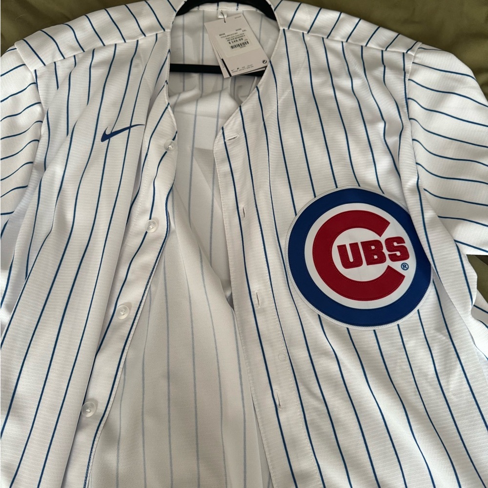 NWT cubs jersey
